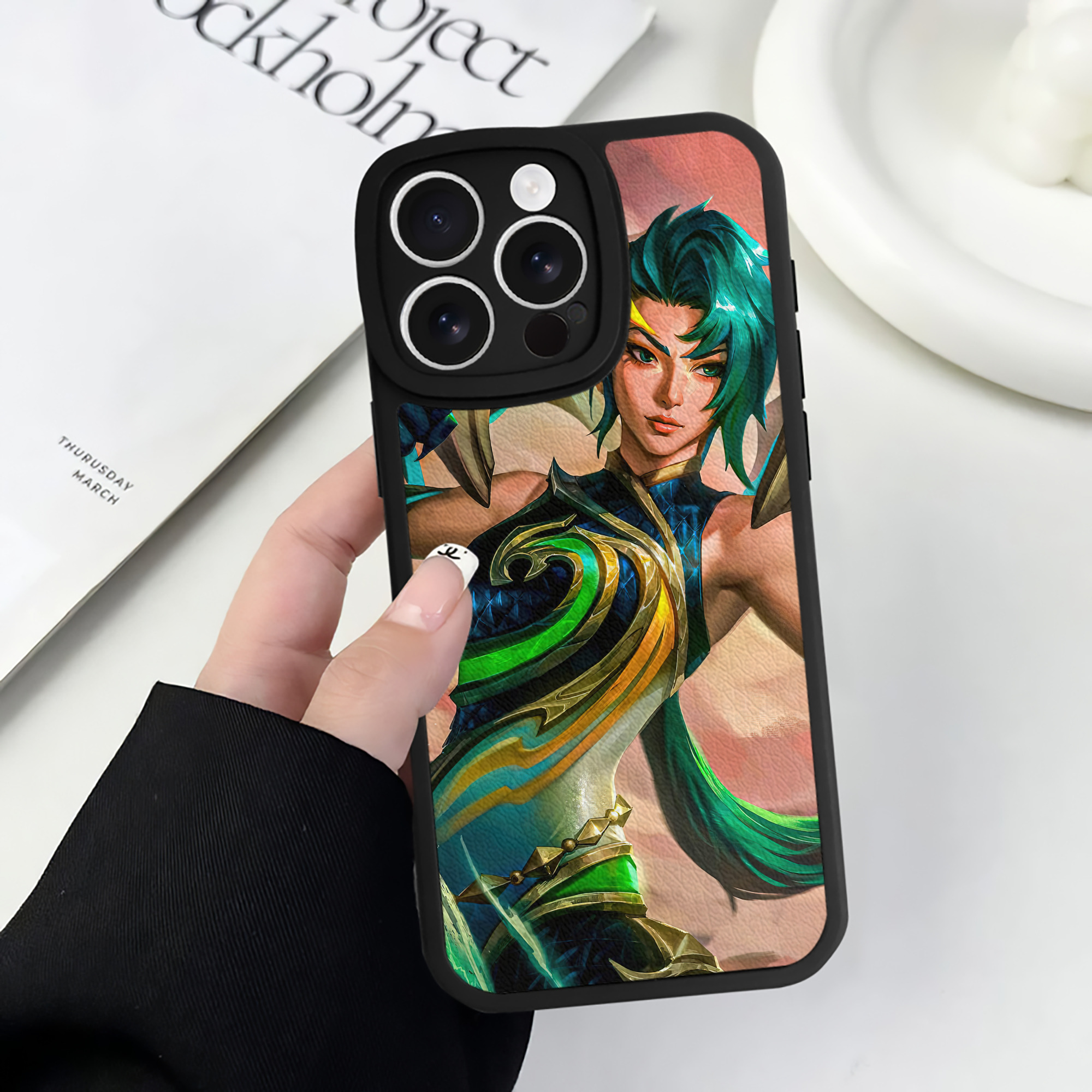 リーグ・オブ・レジェンド League of Legends LOL 【iPhone 16シリーズ対応】シリコンスマホケース（レザー調） 材質：シリコン
